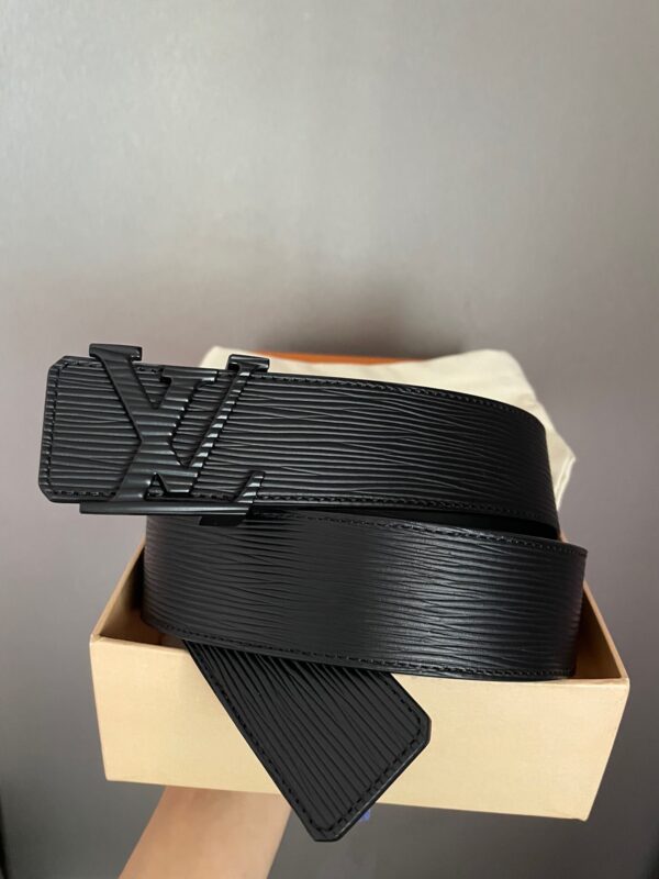 1:1 Replica Louis Vuitton LV Initiales Epi Black, LV Women Belt M9229S
