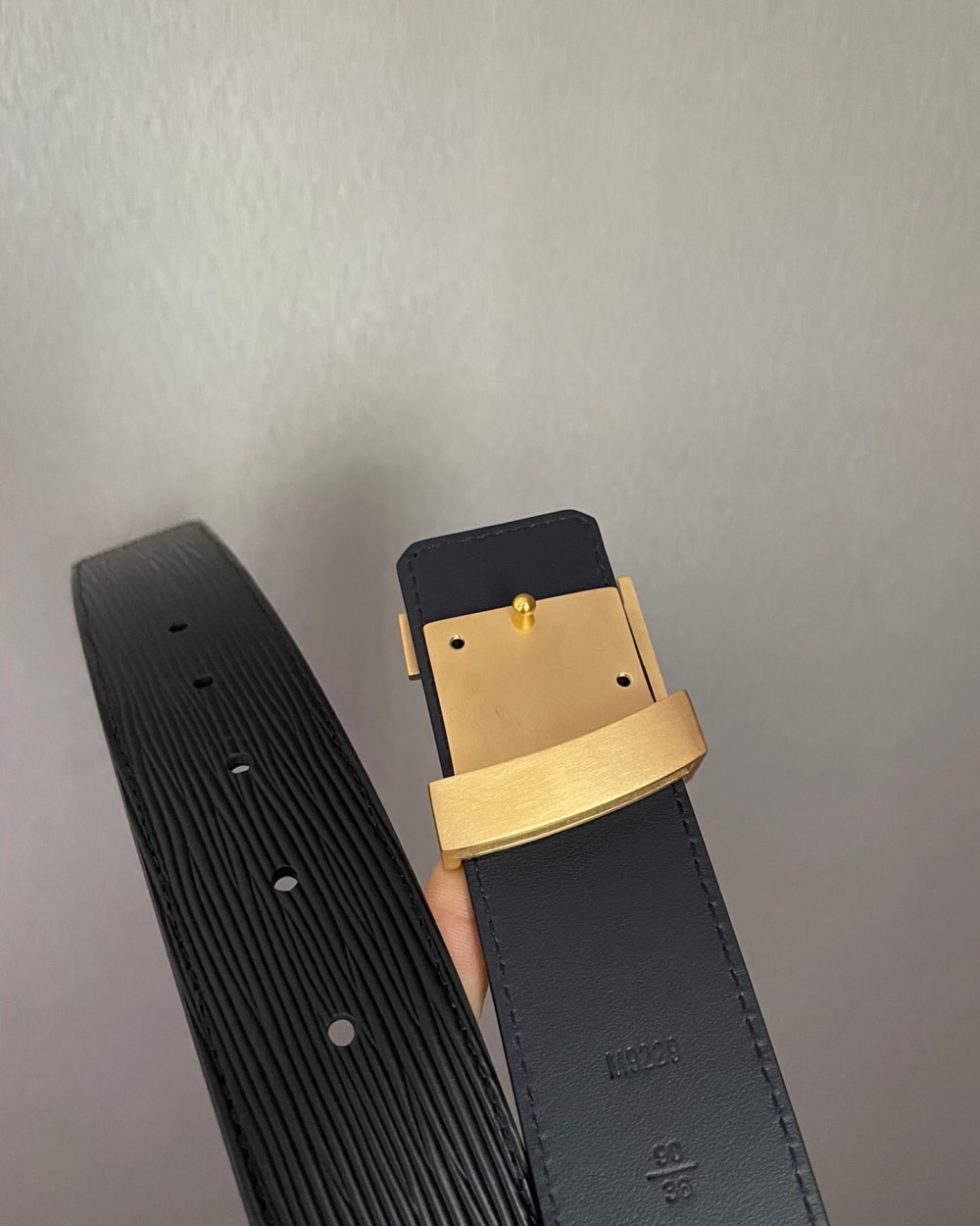 1:1 Replica Louis Vuitton LV Initiales Epi, LV Women Belt