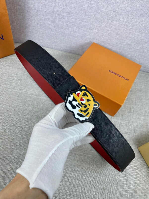 1:1 Replica Louis Vuitton LV Made Reversible Belt Taurillon Black, LV Women Belt
