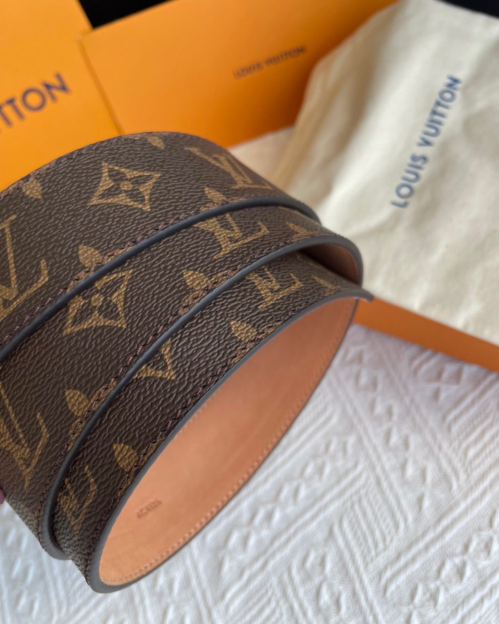 1:1 Replica Louis Vuitton LV Twist Monogram Canvas, LV Women Belt