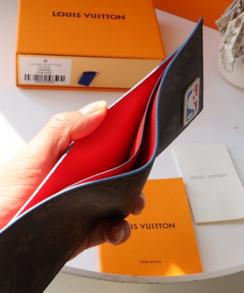 1:1 Replica Louis Vuitton LV X NBA Multiple Wallet Monogram Canvas For Men, Men's Wallet 12cm LV M80105