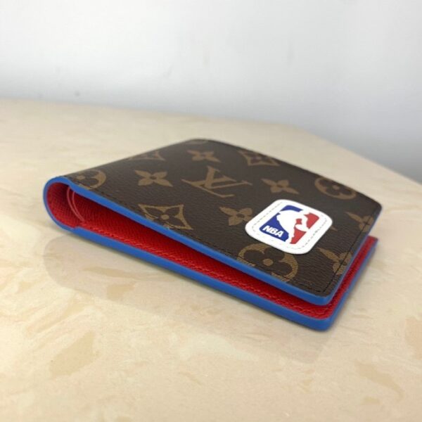 Louis Vuitton LV x NBA Multiple Wallet Monogram Canvas For Men, Men's Wallet 4.5in/11.5cm LV M80105