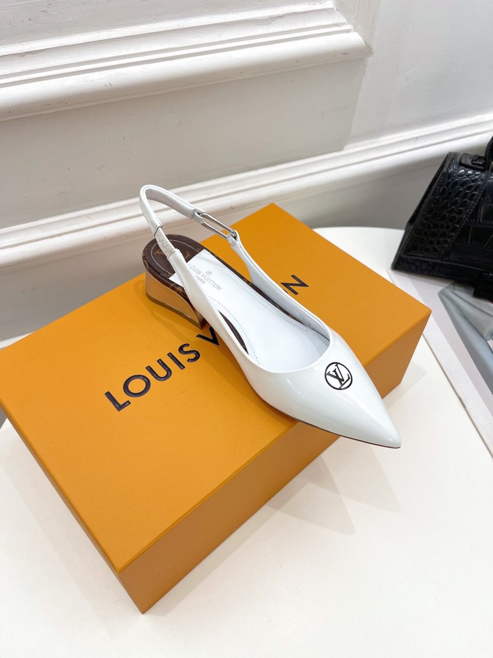 Louis Vuitton Magnetic Slingback Pump White For Women LV - Image 7