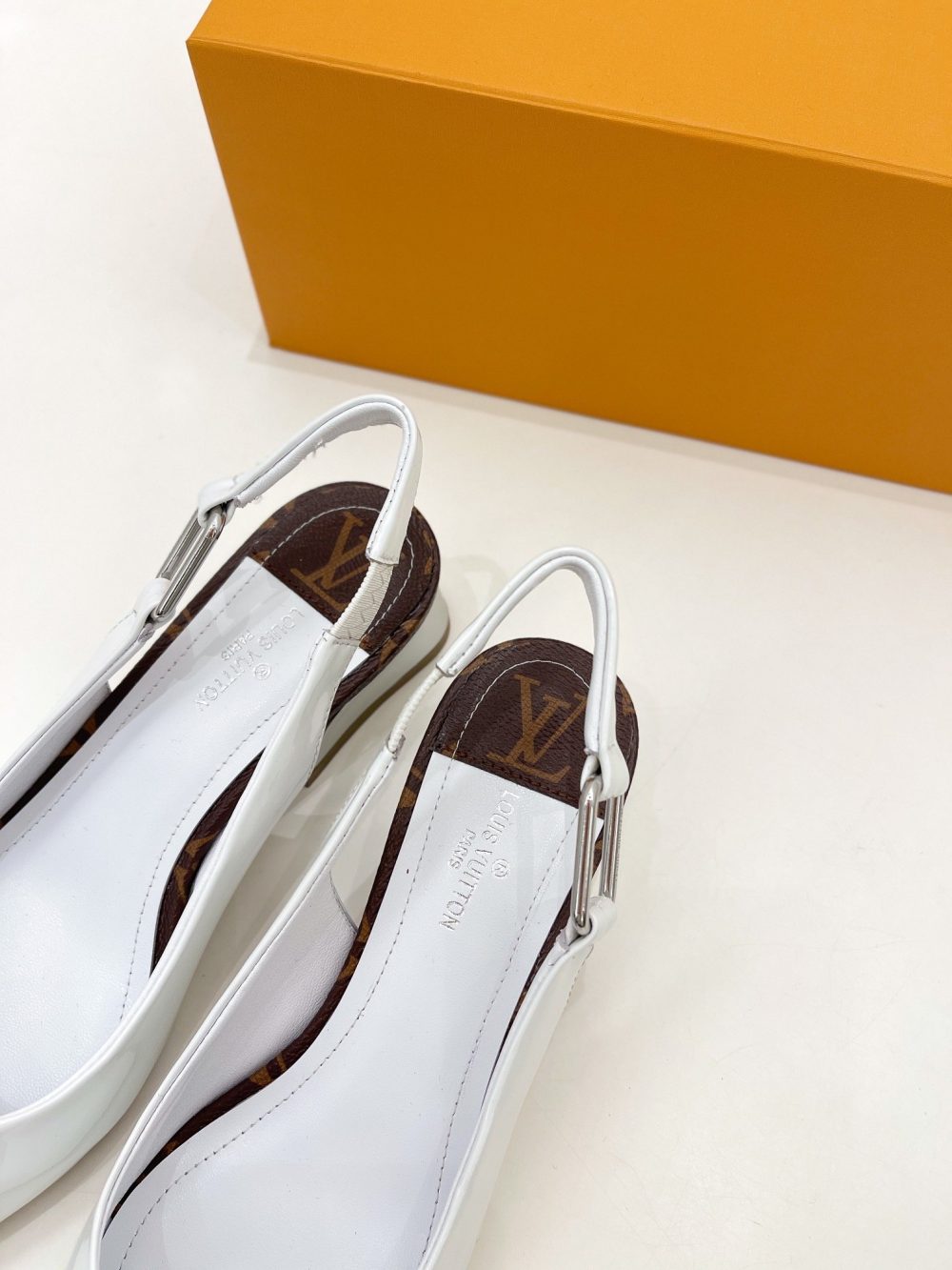 Louis Vuitton Magnetic Slingback Pump White For Women LV - Image 2