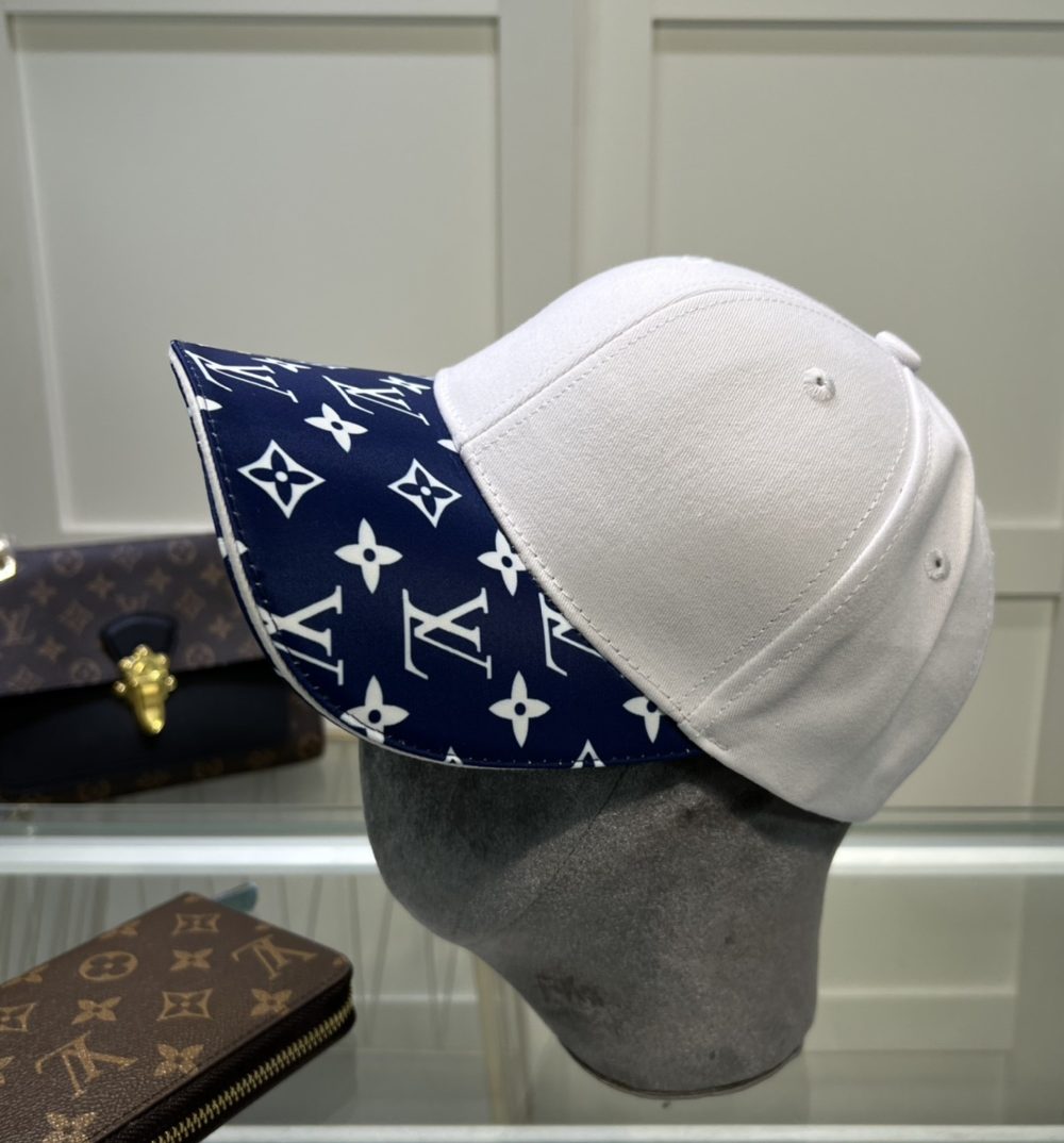 Louis Vuitton Match Cap White/Blue LV Cap M77741