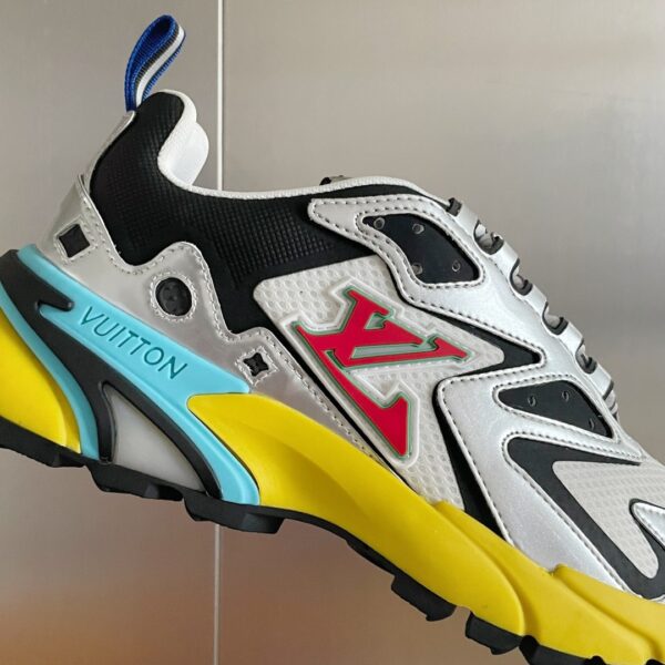 Louis Vuitton Men's LV Runner Tatic Sneaker Sliver For Men LV