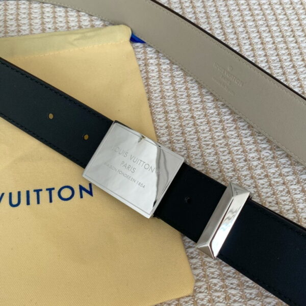 1:1 Replica Louis Vuitton Metropole LV Belt Black LV Women Belt