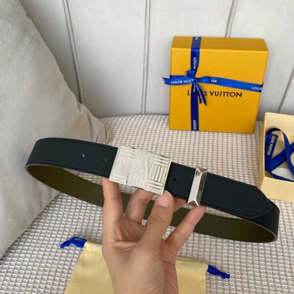 1:1 Replica Louis Vuitton Metropole LV Belt Black LV Women Belt