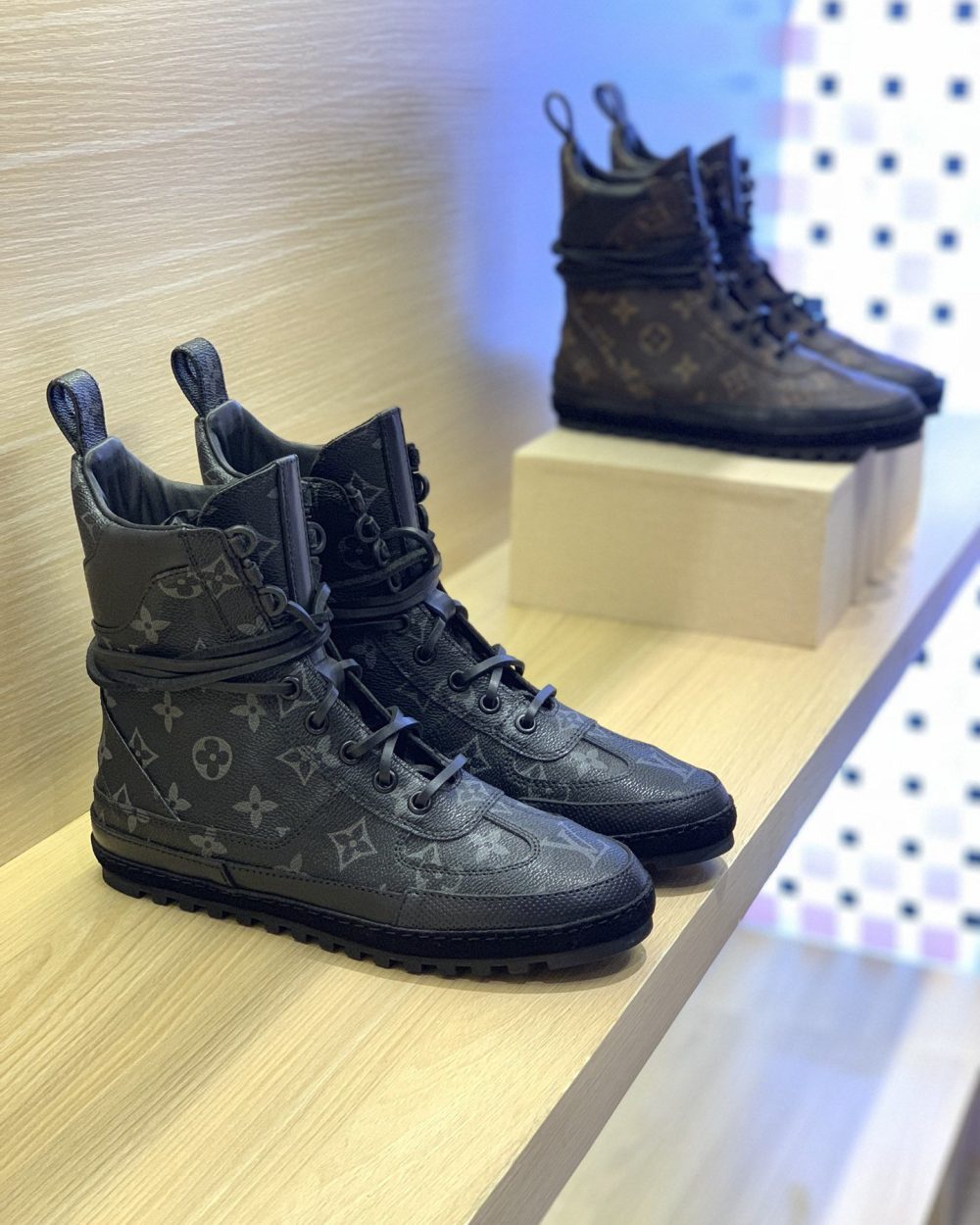 Louis Vuitton Metropolis Flat Ranger Monogram Denim Black For Women LV