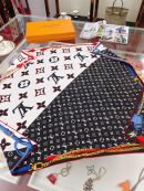 Louis Vuitton Monogram Pattern Black and White Square Scarf 90cm/35in 