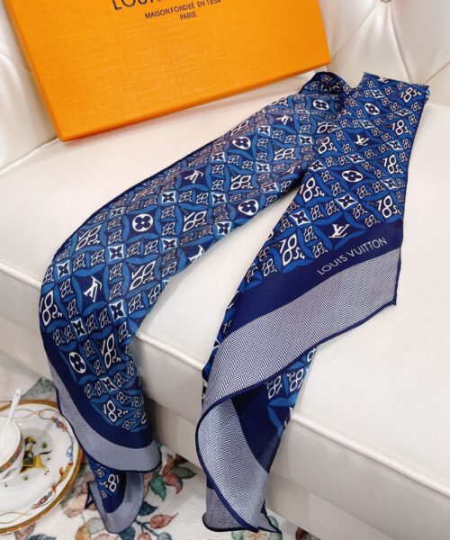 Louis Vuitton Monogram Pattern Blue Scarf 175cm/69in 
