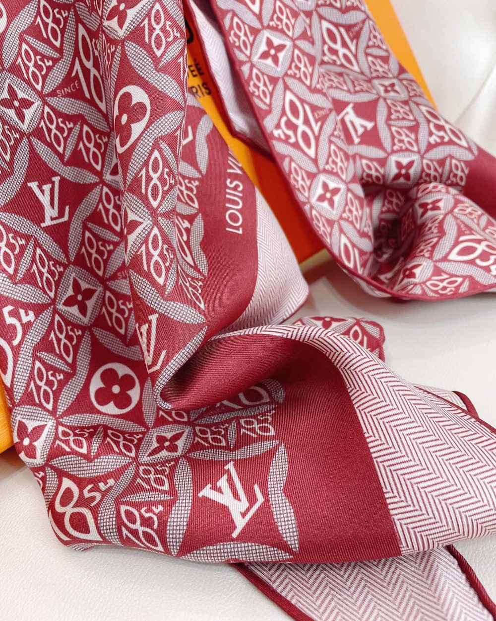 Louis Vuitton Monogram Pattern Red Scarf 175cm/69in 