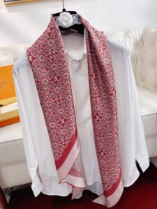 Louis Vuitton Monogram Pattern Red Scarf 175cm/69in 