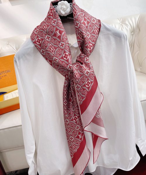 Louis Vuitton Monogram Pattern Red Scarf 175cm/69in 