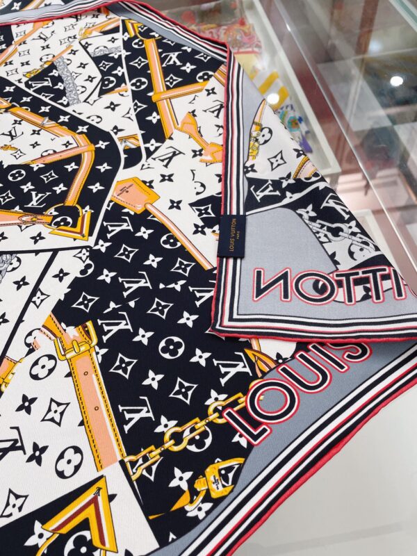 Louis Vuitton More and More Double Face Shawl Black Scarf 90cm/35in 