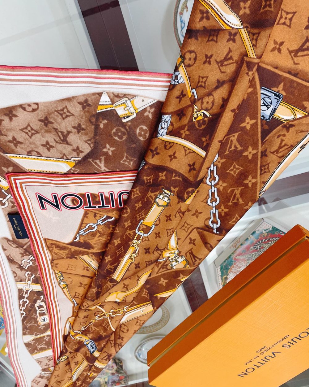 Louis Vuitton More and More Double Face Shawl Brown Scarf 90cm/35in M76933 