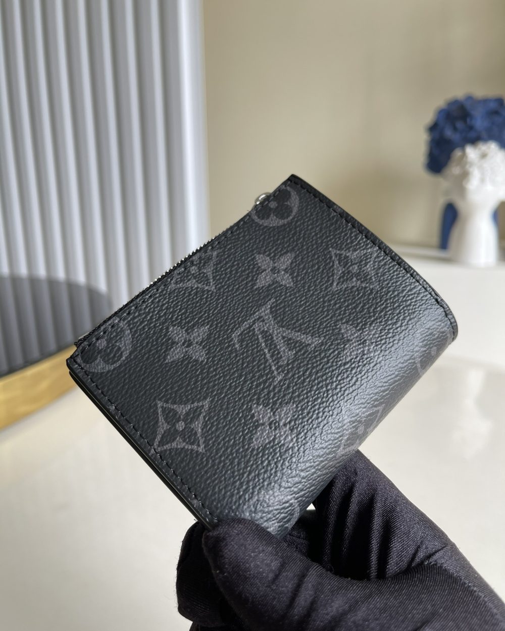 1:1 Replica Louis Vuitton Multiple Card Holder Monogram Canvas Black For Men, Men's Wallet 11cm LV N60451