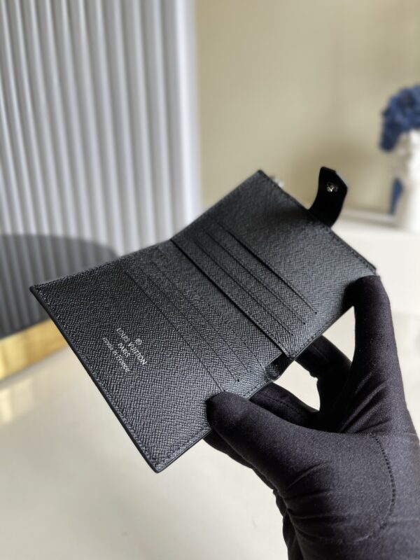 Louis Vuitton Multiple Card Holder Monogram Canvas Black For Men, Men's Wallet 11cm LV N60451