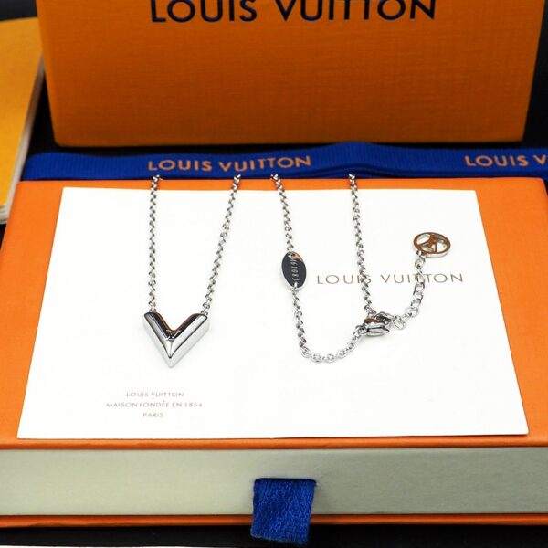 Louis Vuitton Necklace