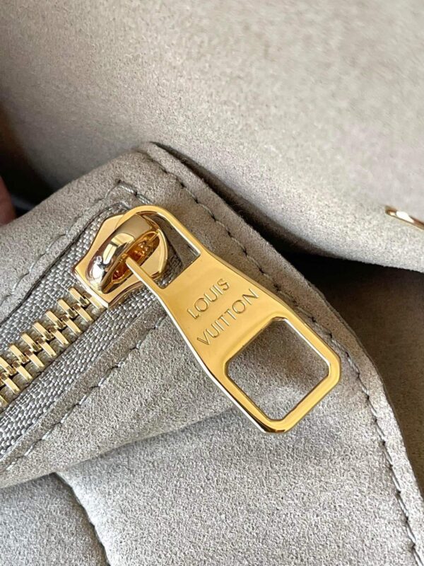 1:1 Replica Louis Vuitton LV Neverfull MM Monogram Empreinte Leather Black Luxury Bag For Women M46649 - 31cm/ 12.2in