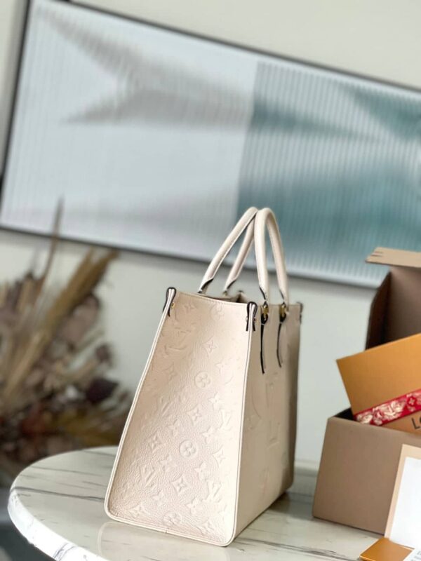 1:1 Replica Louis Vuitton LV Onthego MM Monogram Empreinte Leather Luxury Bag For Women M46531 - 35cm