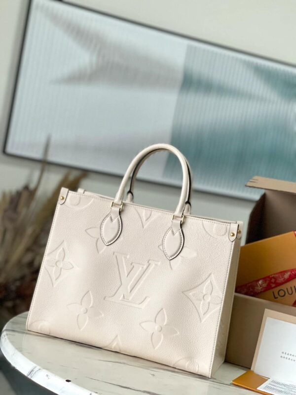 1:1 Replica Louis Vuitton LV Onthego MM Monogram Empreinte Leather Luxury Bag For Women M46531 - 35cm
