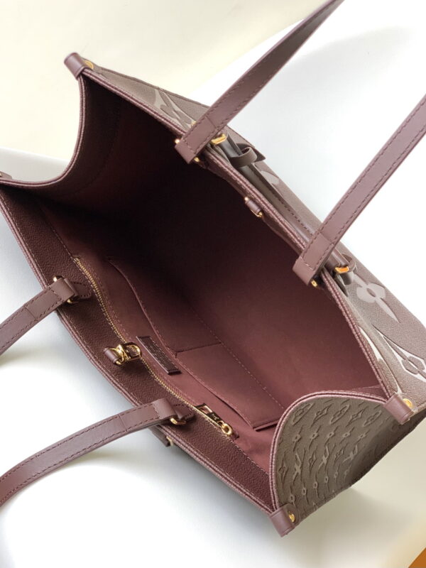 1:1 Replica Louis Vuitton LV Onthego MM Monogram Empreinte Leather Luxury Bag For Women M46601 - 35cm