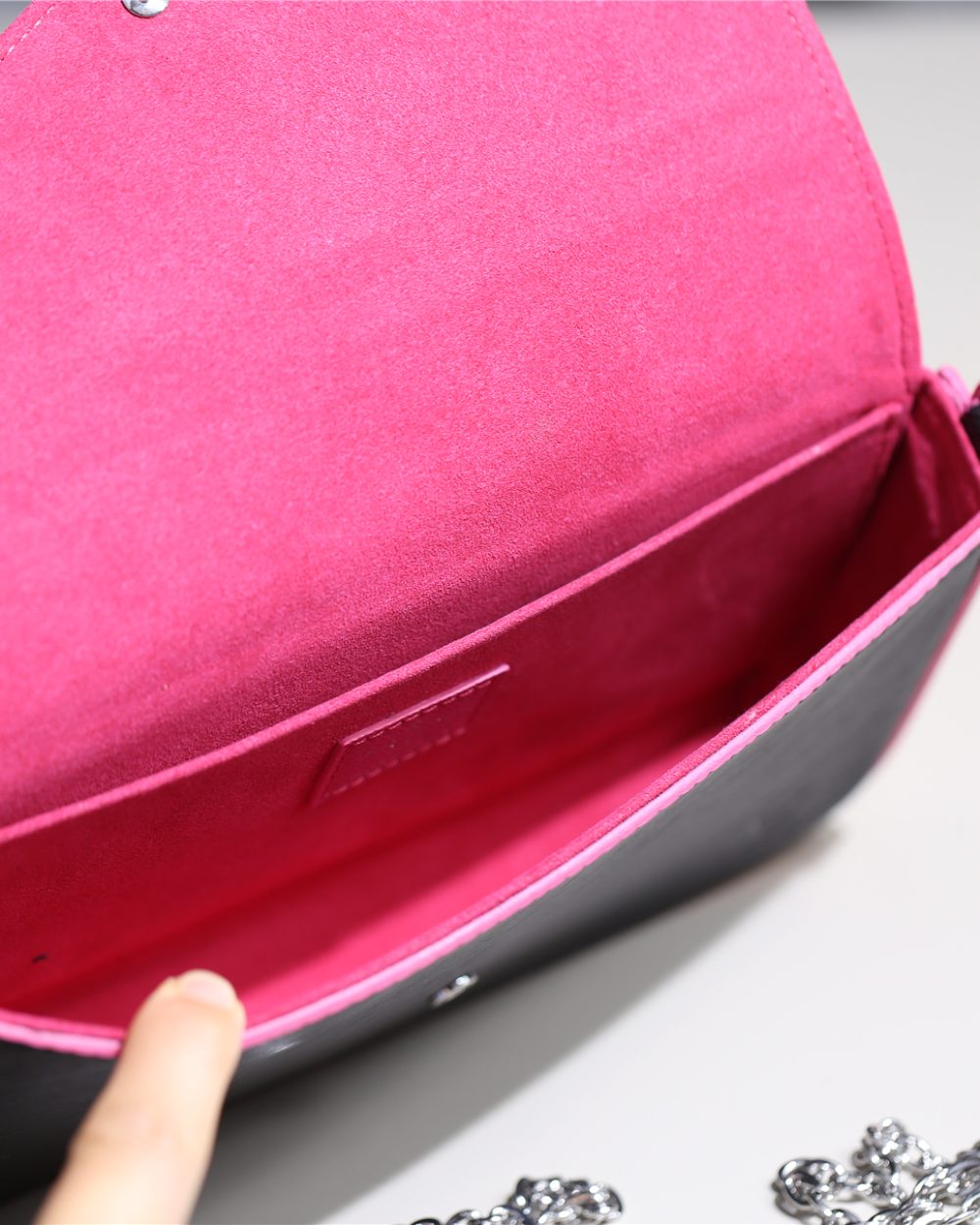 1:1 Replica Louis Vuitton Pochette Felicie Epi Black/Red For Women, Women's Wallets 8.3in/21cm LV