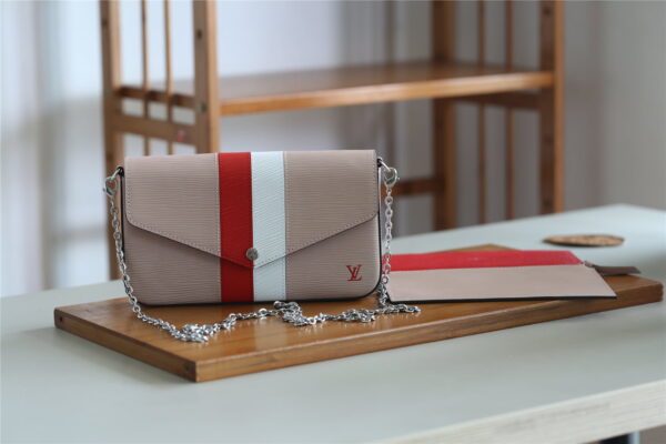 Louis Vuitton Pochette Felicie Epi Rose Ballerine For Women, Women's Wallets 8.3in/21cm LV 