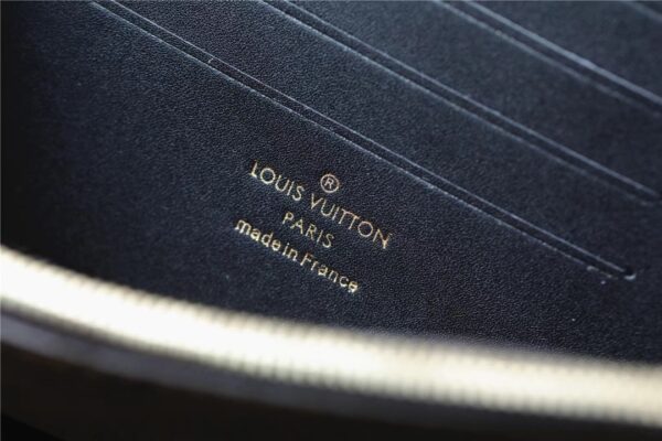 Louis Vuitton Pochette Trunk Verticale Monogram Canvas For Women, Women's Wallets 6.9in/17.5cm LV 