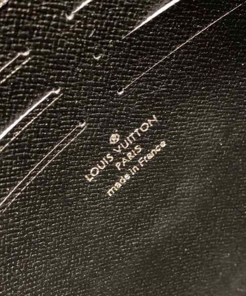 1:1 Replica Louis Vuitton Pochette Voyage MM Monogram Canvas For Men, Men's Wallet 8.3in/27cm LV M61692