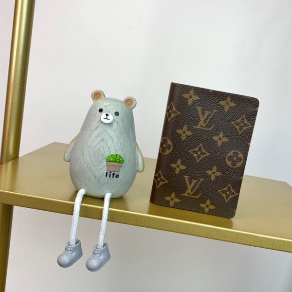 Louis Vuitton Pocket Organizer Monogram Canvas For Women, Women's Wallet 5.5in/14cm LV M60181