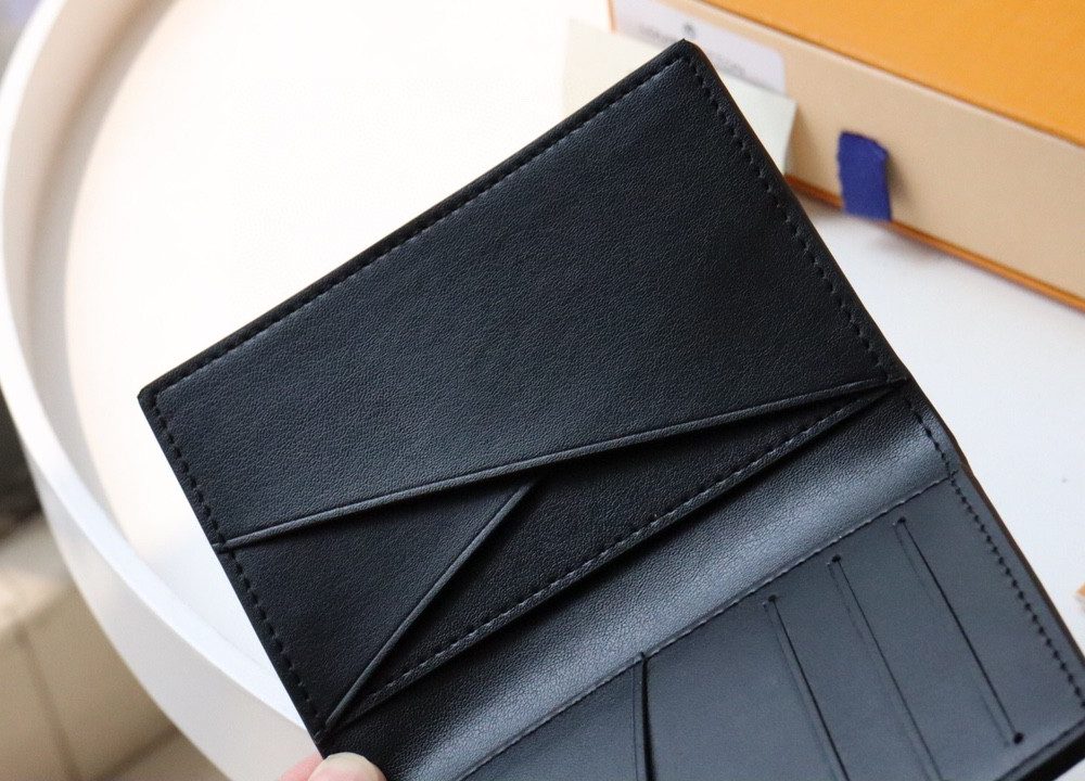 1:1 Replica Louis Vuitton Pocket Organizer The New LV Aerogram Version For Men, Men's Wallet 8cm LV M69979