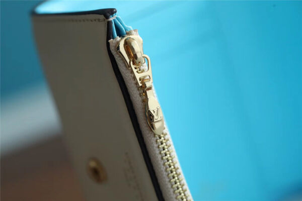 Louis Vuitton Pont 9 Compact Wallet Creme For Women, Women's Wallets 4.2in/12cm LV M69176