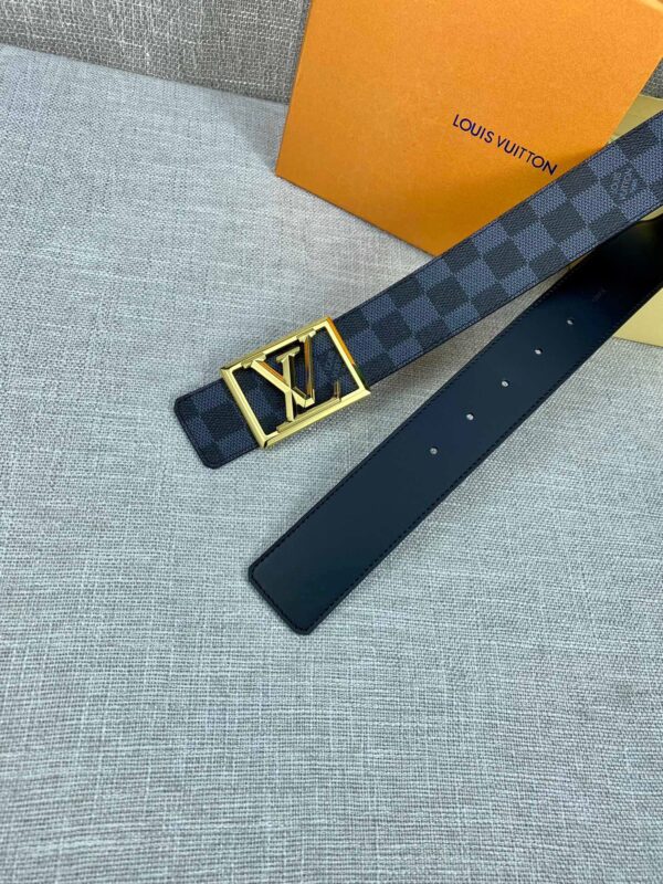 1:1 Replica Louis Vuitton Pyramide Frame Initiales Reversible LV Belt Damier Cobalt Canvas Blue and Black LV Women Belt