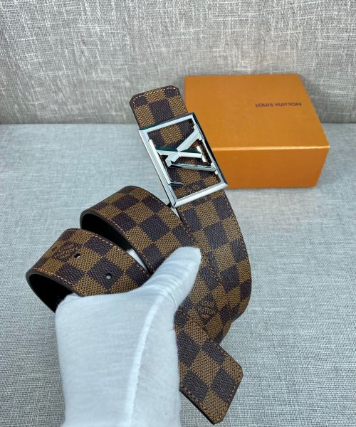 1:1 Replica Louis Vuitton Pyramide Frame Reversible LV Belt Damier Metal Hardware LV Women Belt