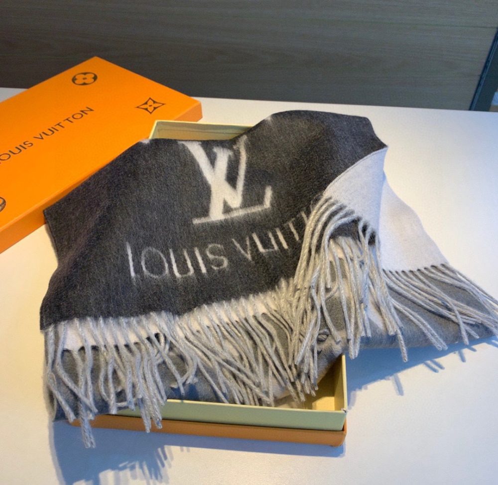 Louis Vuitton Reykjavik Gradient Cashmere Grey Scarf 220cm/87in M76336 - Image 6