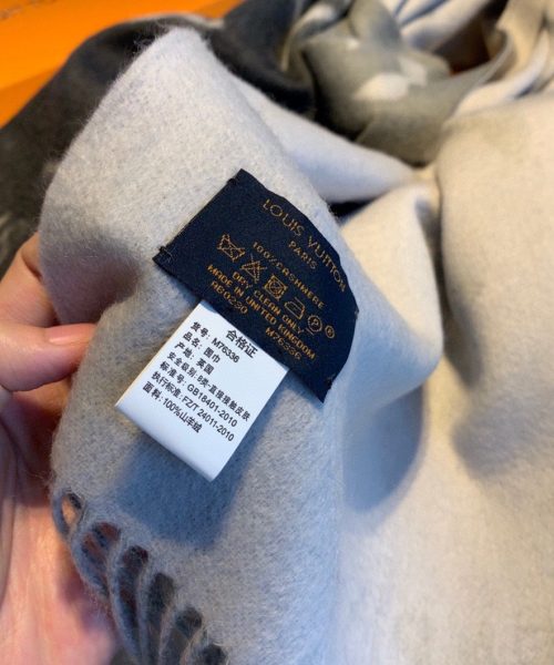 Louis Vuitton Reykjavik Gradient Cashmere Grey Scarf 220cm/87in M76336