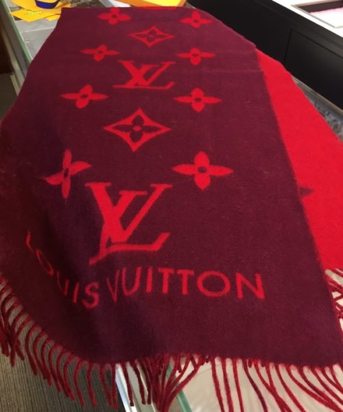 Louis Vuitton Reykjavik Scarf Red 75in/190cm M75505