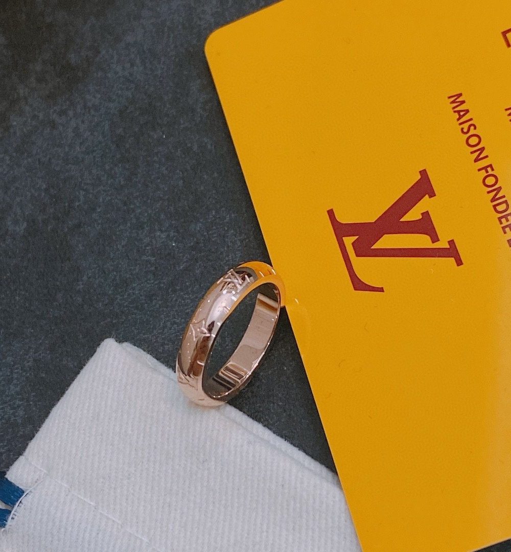 Louis Vuitton Ring
