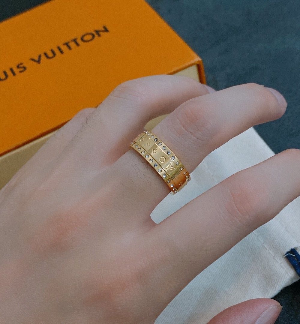 Louis Vuitton Ring
