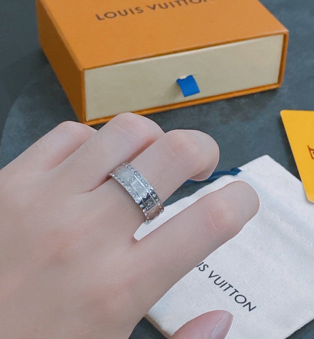 Louis Vuitton Ring