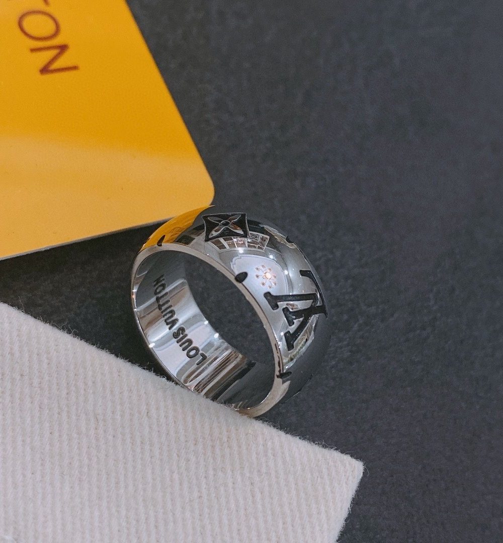 Louis Vuitton Ring