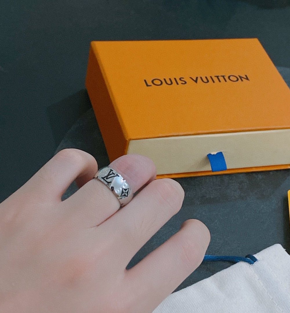 Louis Vuitton Ring