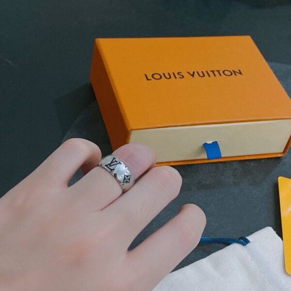 Louis Vuitton Ring