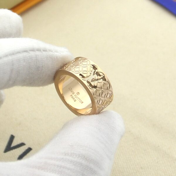 Louis Vuitton Ring