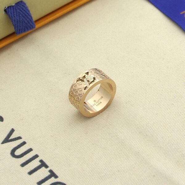 Louis Vuitton Ring