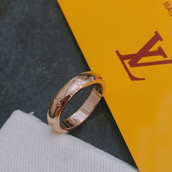 Louis Vuitton Ring