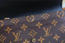1:1 Replica Louis Vuitton Sarah Wallet Monogram and Monogram Reverse Canvas For Women, Women's Wallets 7.5in/19cm LV M80726
