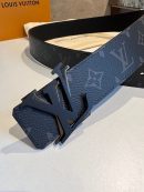 1:1 Replica Louis Vuitton Shake Reversible LV Belt Monogram Eclipse Canvas Black Metal hardware LV Women Belt